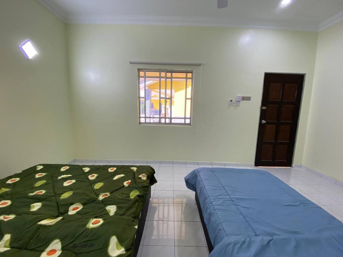 Room/Homestay Nazadja Сунгай-Бесар Экстерьер фото